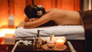 Aromatherapy massage1-1600X900